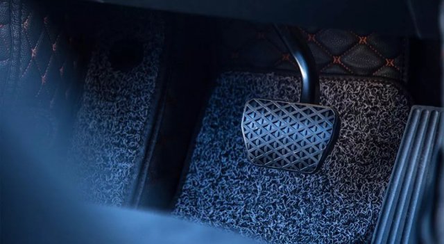 踩刹车总是感觉制动不明显，脚感软绵绵？