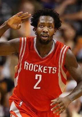 2017年6月28日,火箭送出帕特里克-贝弗利,萨姆-德克尔,路易斯