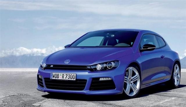 30万内秒杀BBA，堪比开飞机的车型