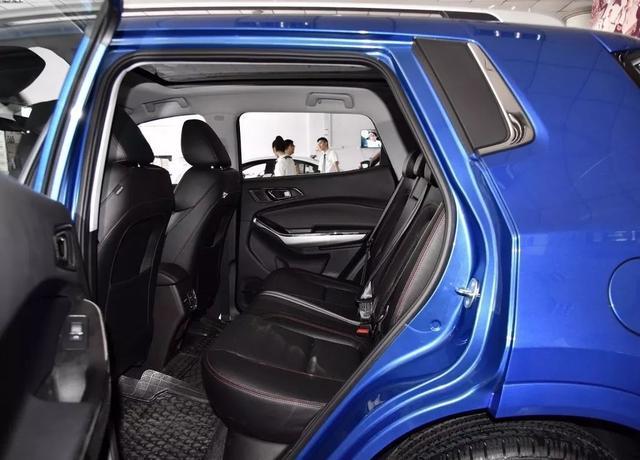 小众车型全新瑞虎5X，配置逼死合资车，搭国产最强发动机仅8万！