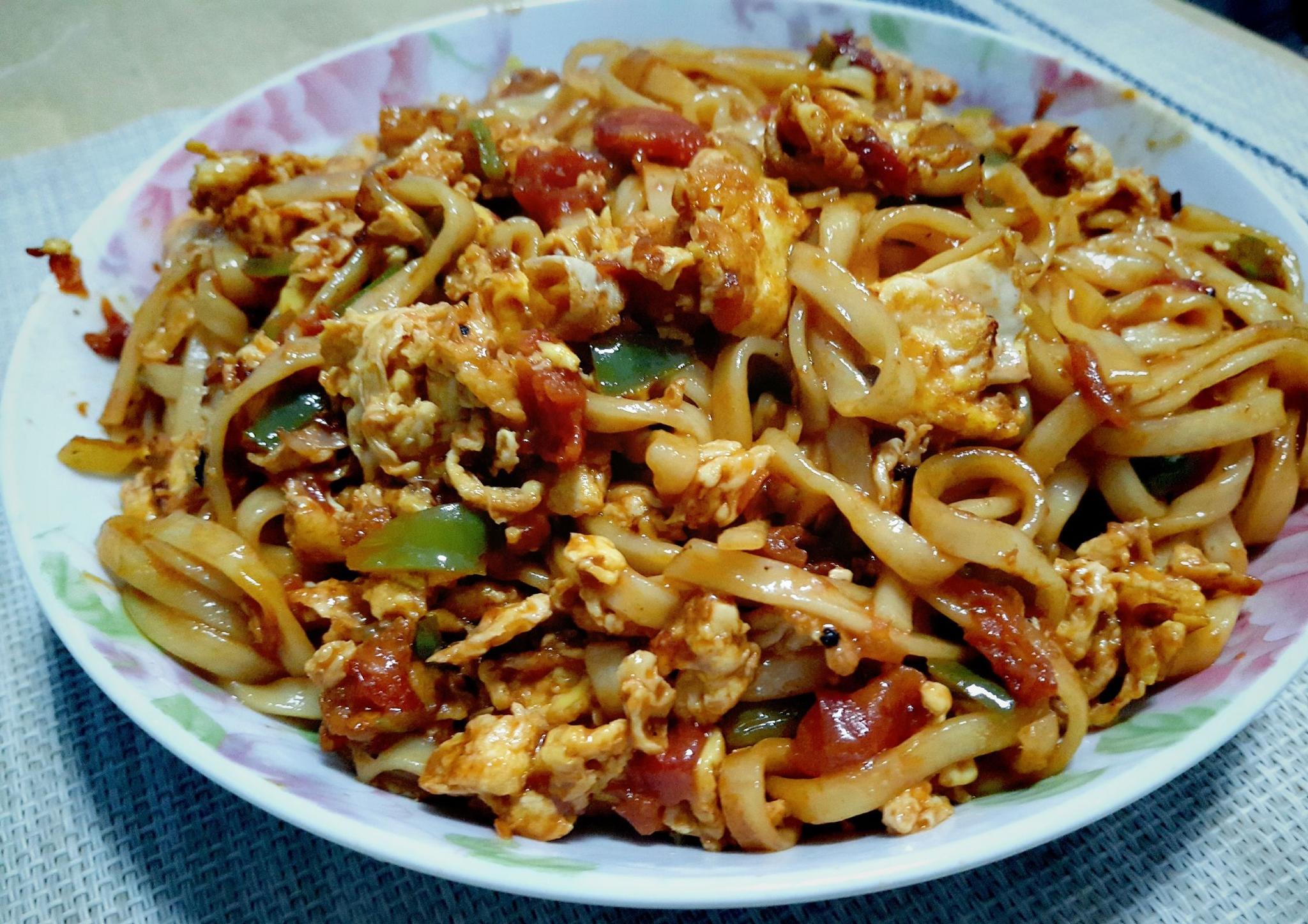 不爱吃米饭只爱吃面食的看过来,这样炒面一个人可以吃一大盘