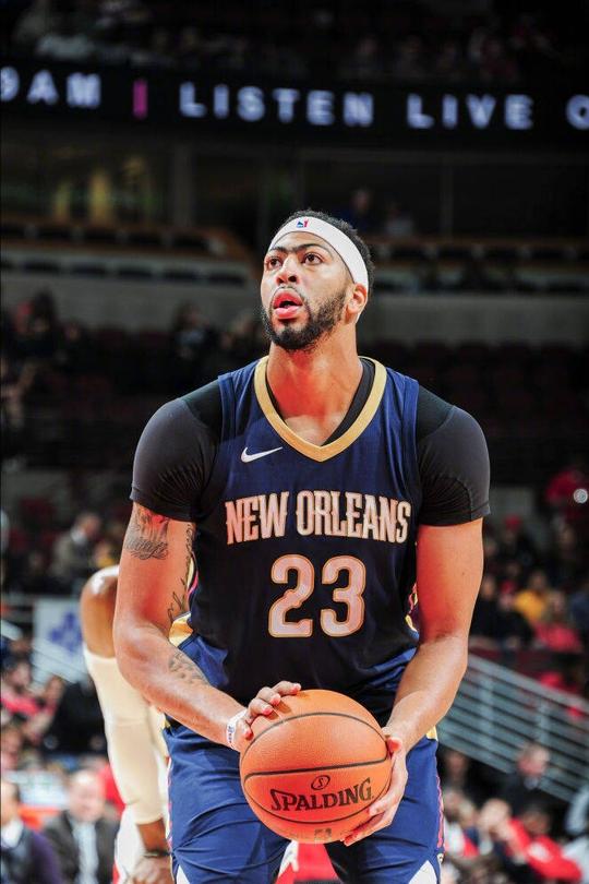 浓眉23罚22中,鹈鹕双塔59分击败公牛