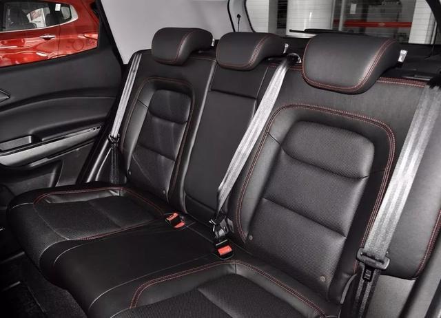 小众车型全新瑞虎5X，配置逼死合资车，搭国产最强发动机仅8万！