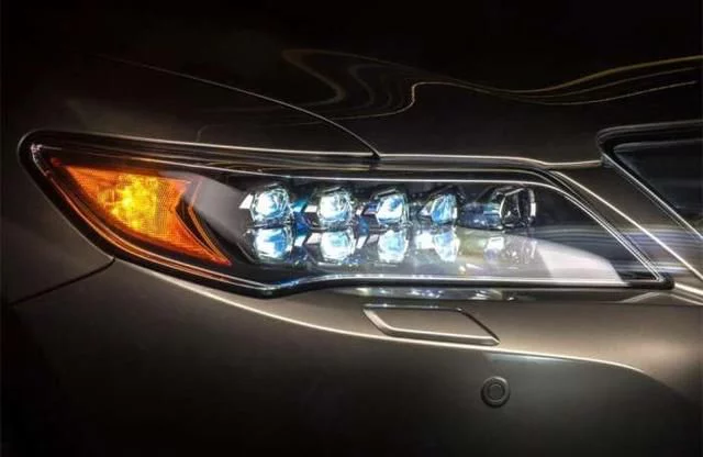 最美车灯TOP5奥迪只排第三，第一名被国产豪车拿下