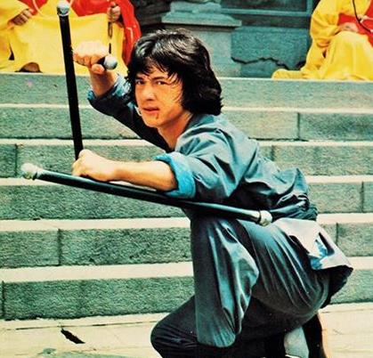 1999年李小龙和成龙一起登入名人堂,成龙正式成为李小龙接班人