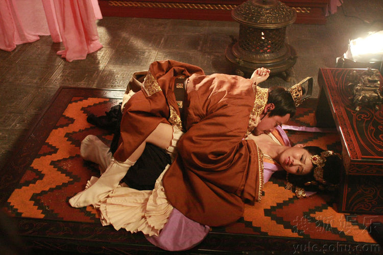 此皇帝撤退途中还不忘频繁宠幸妃子,最终丧命,后被做成一道菜