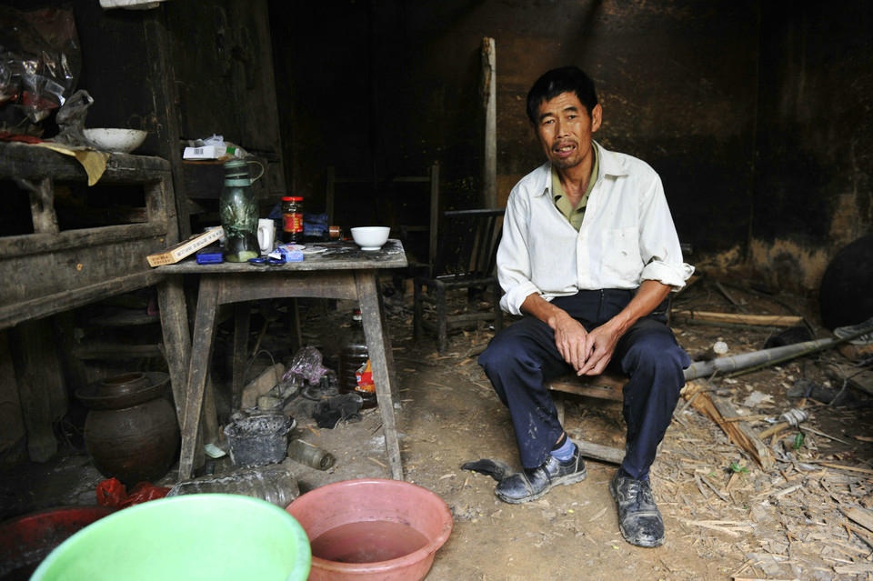 因为算命先生的一句话,农村大叔终身都未娶