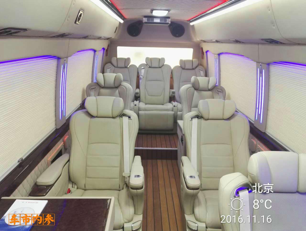 为何老板喜欢坐这款大巴车？丰田考斯特在我国销量第一，内饰亮了