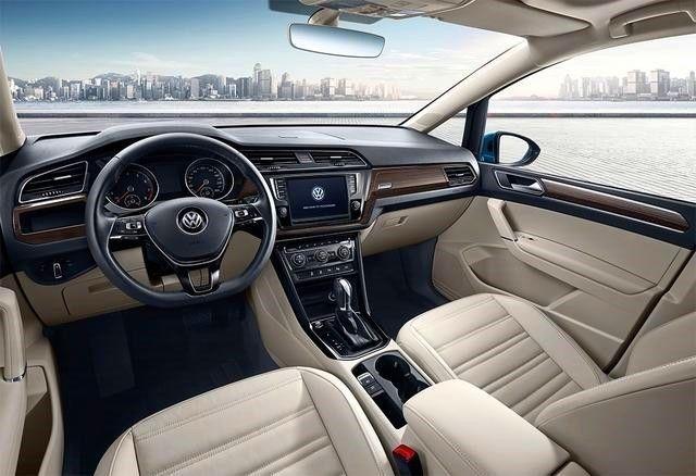 途安L售价15万起步 全系标配ESP 同级别只有别克GL6是对手