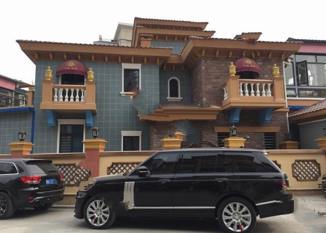 宋小宝又买了台百万豪车,他的温泉别墅里都没车位停了!