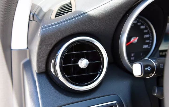 年轻人的第一辆车，除了它没有再适合的了！