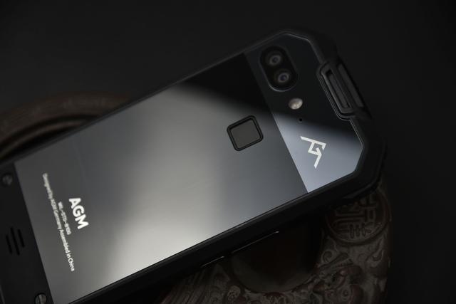 agm x2三防手机体验 这就是摸金校尉的标配!