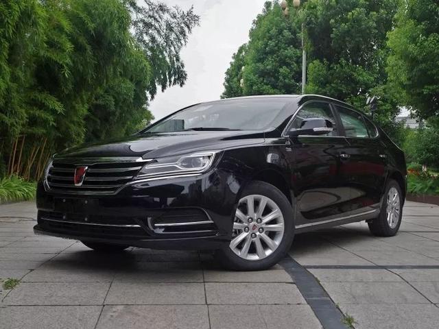 17万品质和配置赶超日系合资车的B级车，实用性表现就没怕过德系