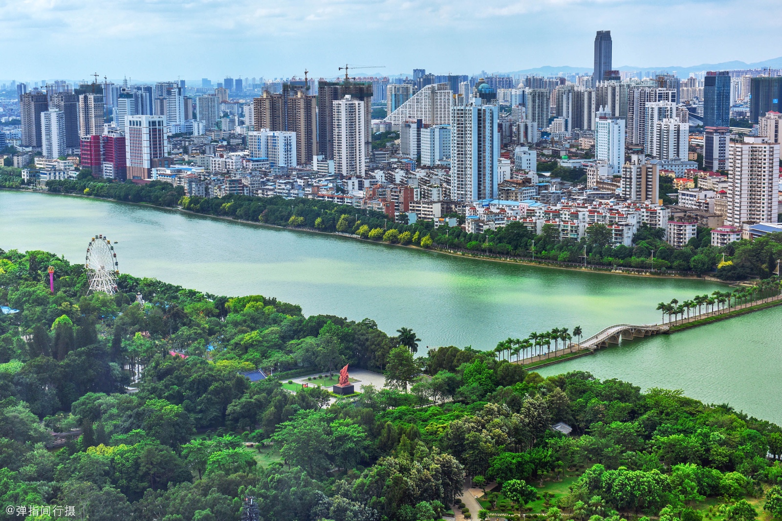 广西南宁土豪式的发展,城市颜值越来越高,半年不去都快不认得了