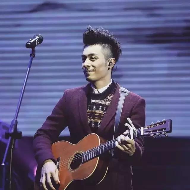 使徒行者2炸出一位低调又专一的暖男周柏豪我怎能不爱他