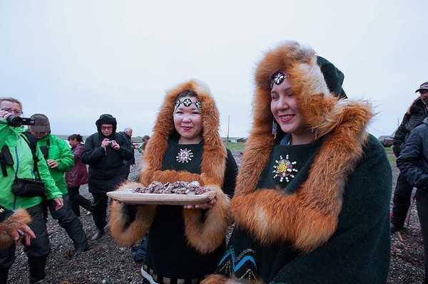 东北三省相当,只有5万多人楚科奇自治区的乌厄连是俄罗斯最东端的城镇