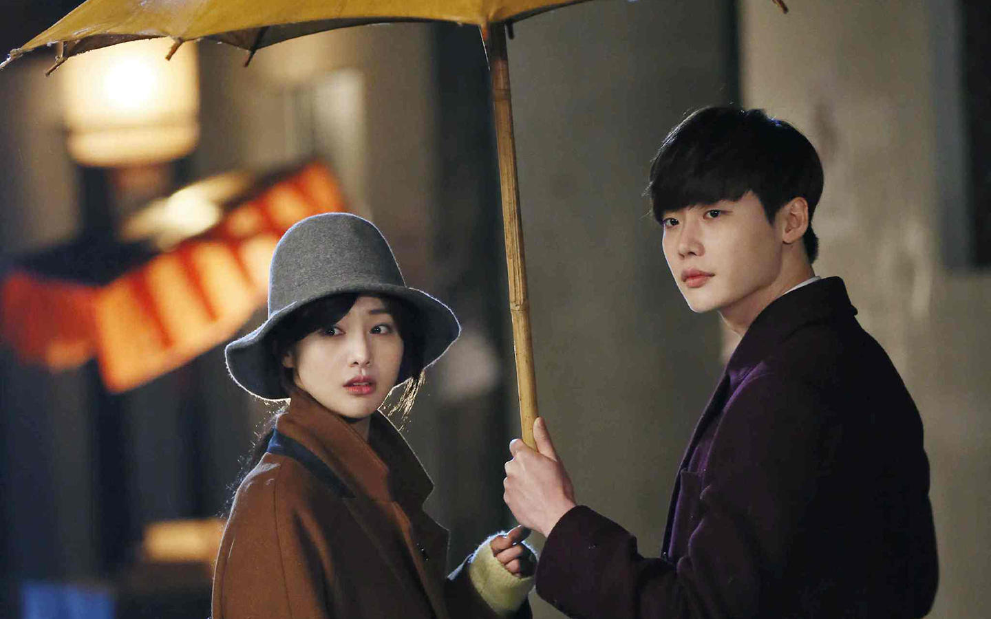 郑爽公布《翡翠恋人》开播时间!张翰大方送上6字祝福!