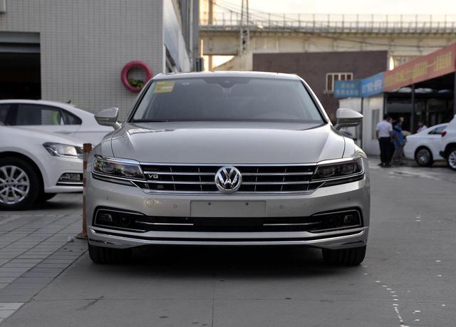 月销终于破千抵宝骏一天！大众唯一一台好车，别再成为下个辉腾