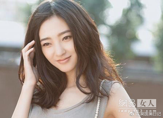 如何评价女神王丽坤的长相?