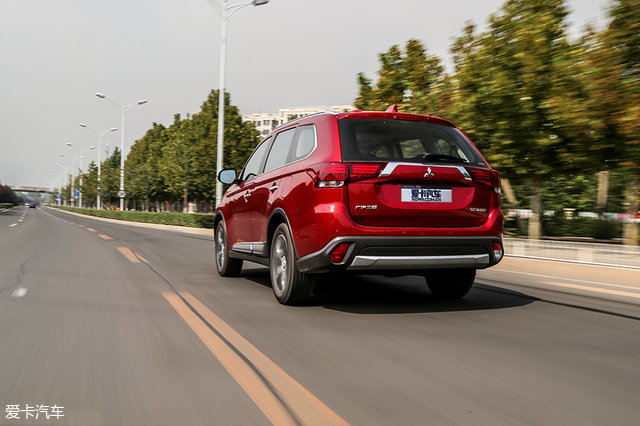 20万四驱7座suv 试驾广汽三菱欧蓝德