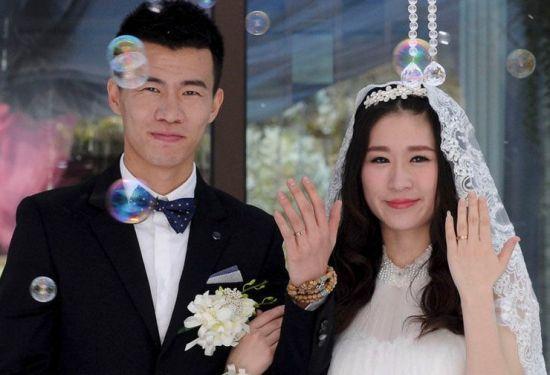 沉鱼落雁之容, 影视明星气质, 看国足的漂亮老婆们
