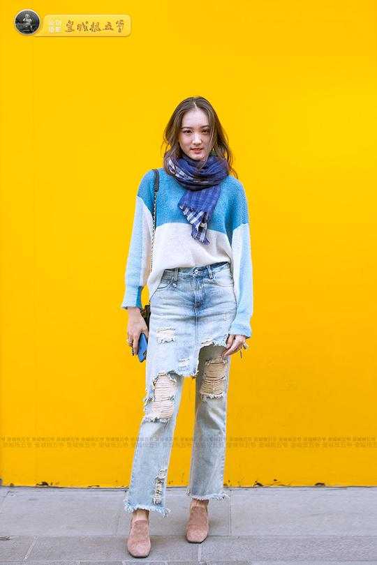 时尚街拍：潮人们穿得大胆一些不是罪 每个人都有自己的时尚之路