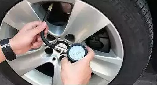 同样的车别人开5个油，为什么你开就要10个油？