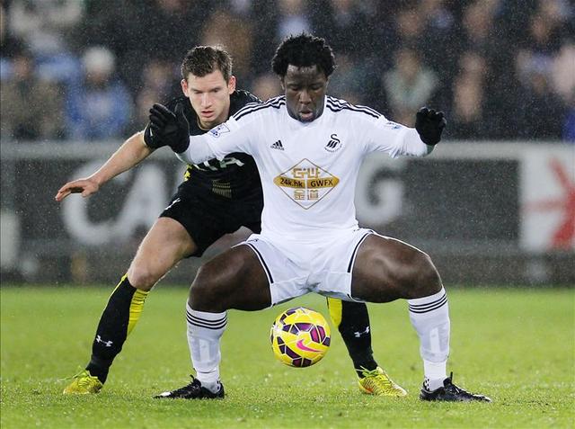 足坛十大真大腿c罗贝尔上榜中超一将入选