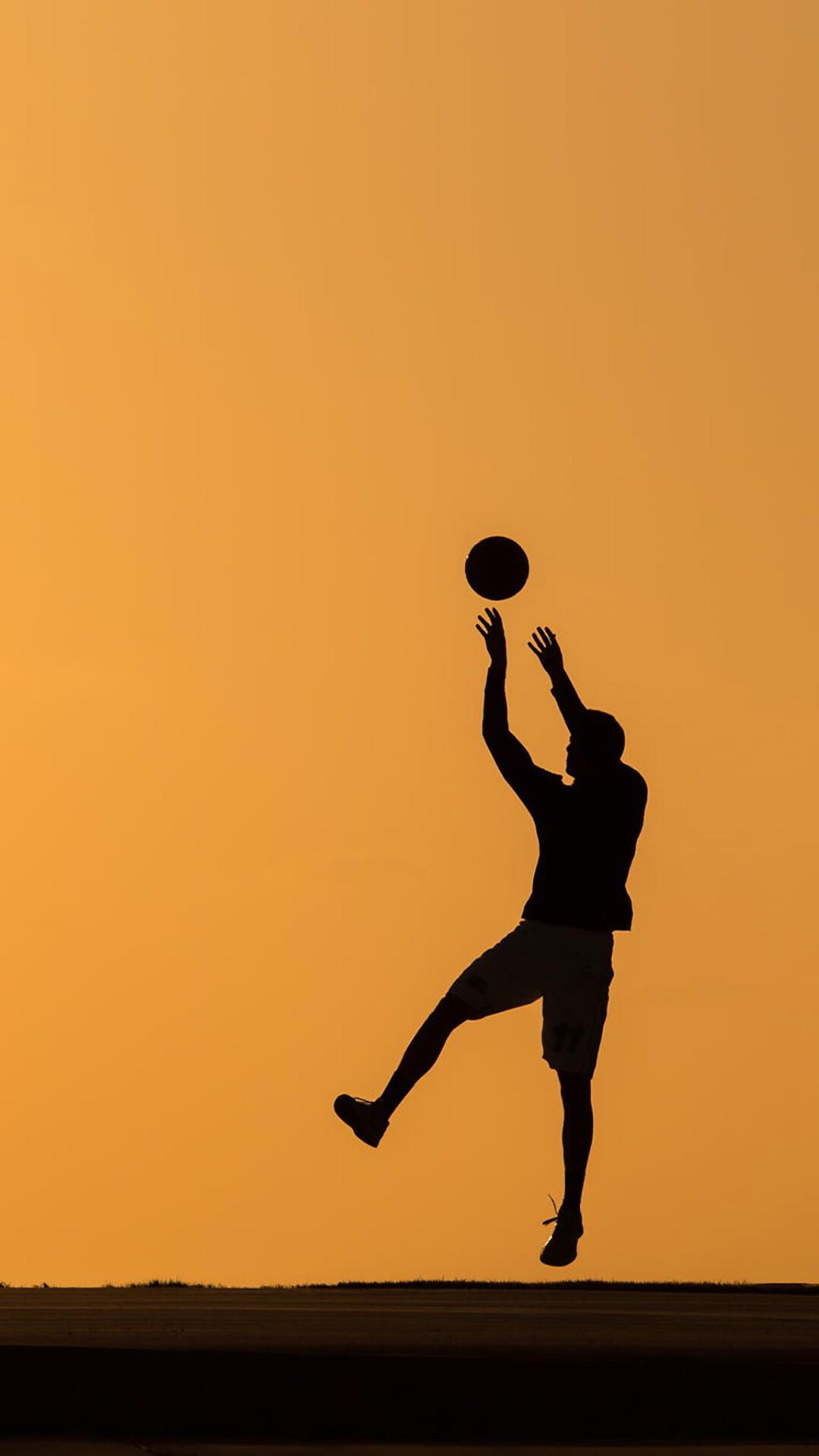 热爱篮球的人即使伤痕累累,仍然坚持…因为那是青春_新浪看点