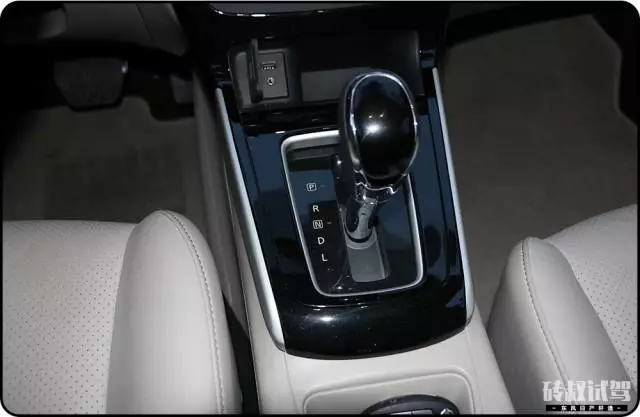 这台10来万的大空间合资车，一箱油能跑1000多公里！