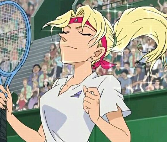 草地女王人物出自"与服部平次共度的三天"