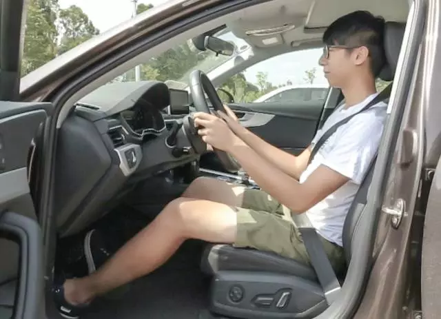 别说你会开车，90%的人上车第一步就做错了！