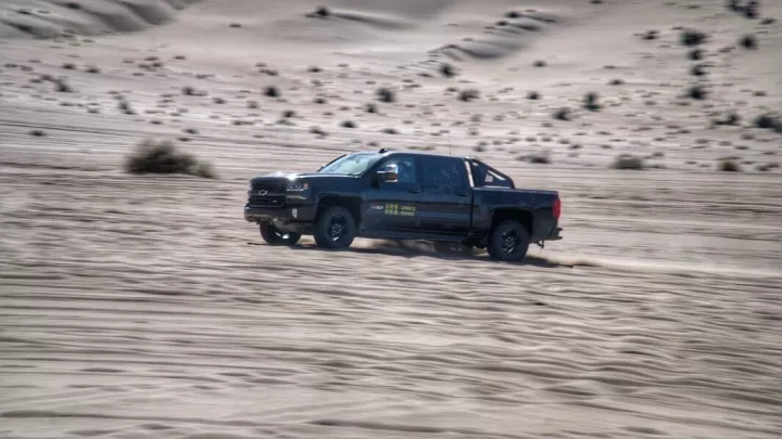 越野车算什么！这些硬货能带你在沙漠上“飞”