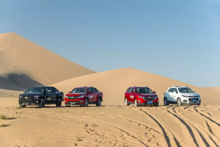 越野车算什么！这些硬货能带你在沙漠上“飞”