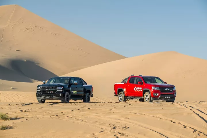 越野车算什么！这些硬货能带你在沙漠上“飞”