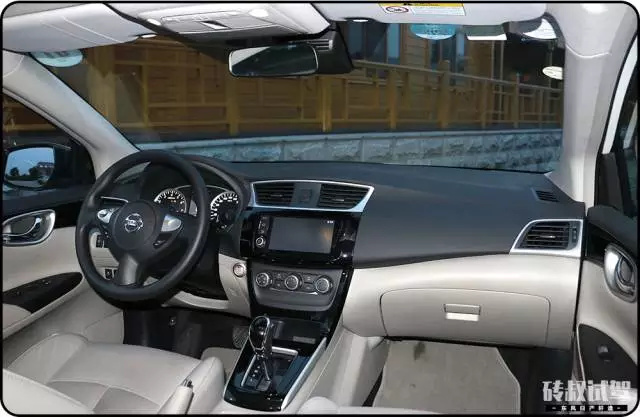 这台10来万的大空间合资车，一箱油能跑1000多公里！