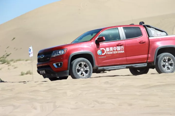 越野车算什么！这些硬货能带你在沙漠上“飞”