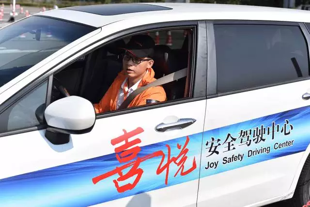 拥有这6大特征的司机，开车10年都不出事！