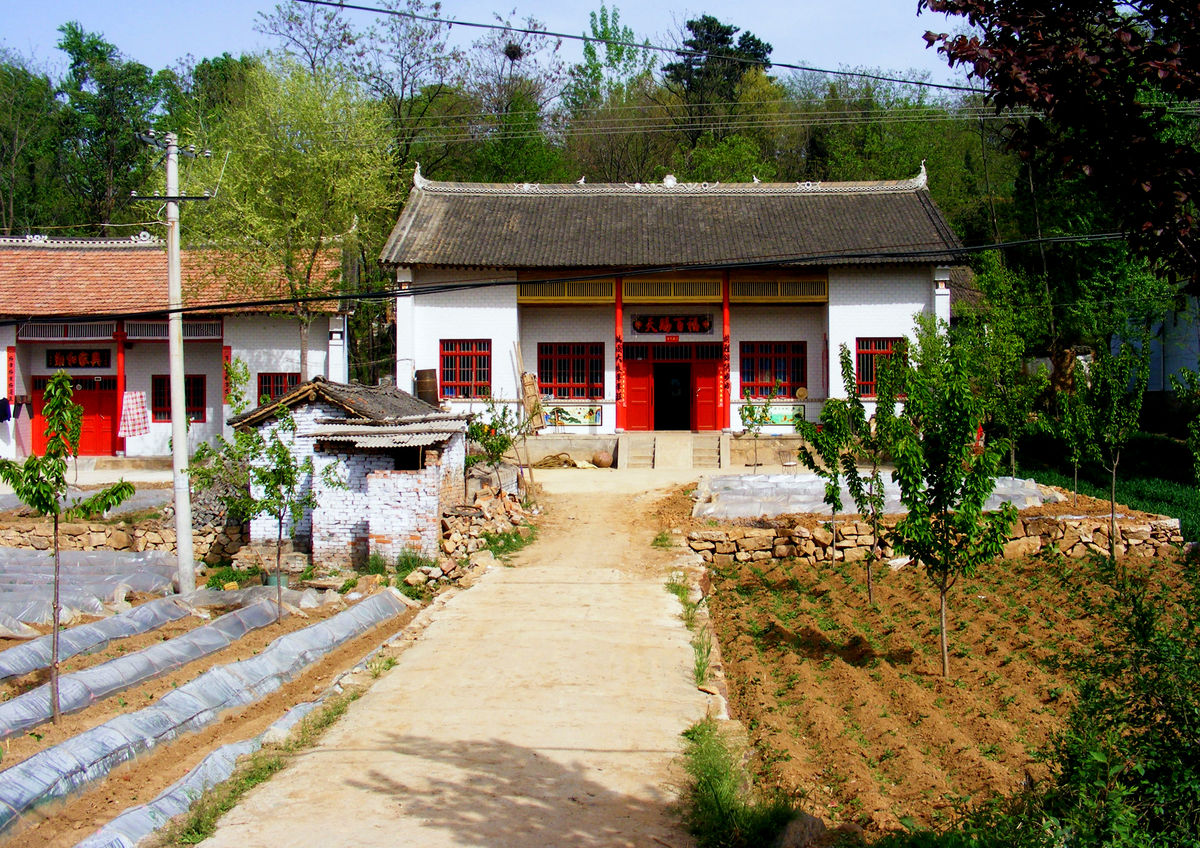 为了弟弟,我嫁给大20岁的老公,婚礼当晚他做的事让我刮目相看