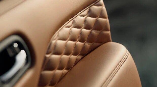 SUV多大才算大！和公交车平齐行吗？途昂在它面前都是弟弟！