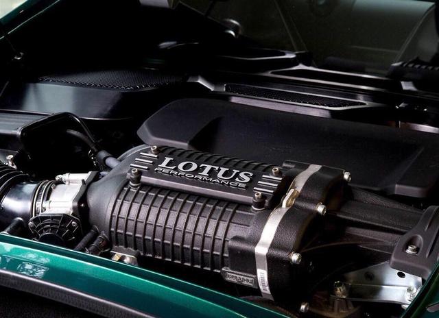 这品牌在国内只有一家4S店，却和保时捷，法拉利齐名！