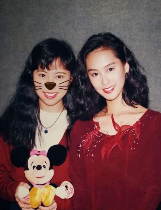网友合影香港四大女神,没有p过的美夺人心魄