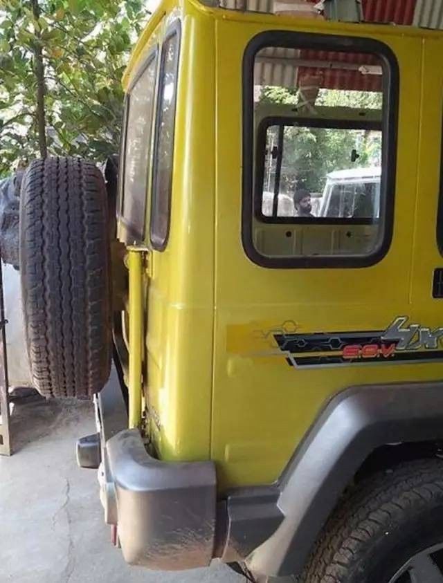 这家毫不起眼的修车店，竟把几万块的烂车改成奔驰G级！