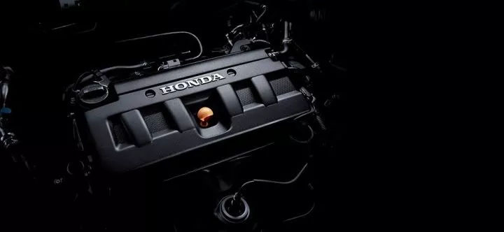 濒临换代的雅阁和凯美瑞 哪个更值得现在买？