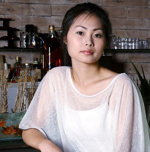 老婆打工一年带家10万,看到老婆我自扇耳光提离婚