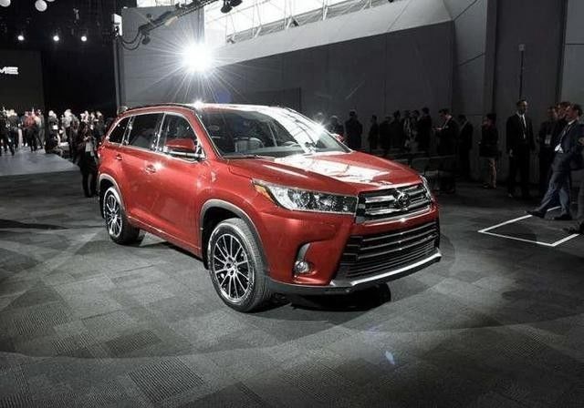 外观超霸气，换8AT，座椅2+2+3，全新汉兰达从此再无对手？