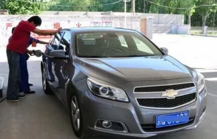 加油时打开油箱盖时若有吸气声，那就要小心了!