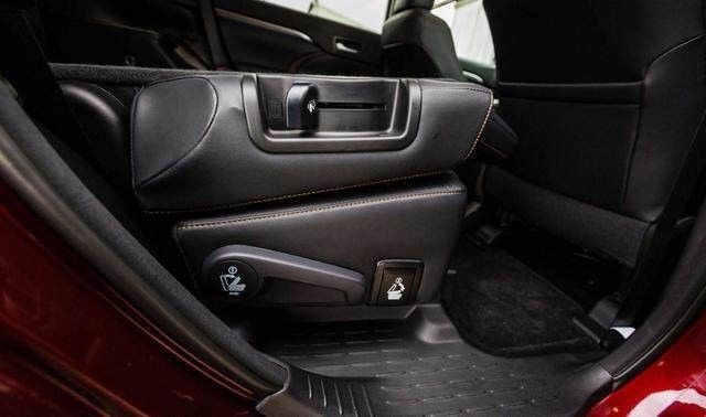 外观超霸气，换8AT，座椅2+2+3，全新汉兰达从此再无对手？