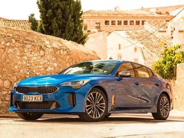 敢与宝马 奥迪叫板 起亚这款车凭什么这么有底气