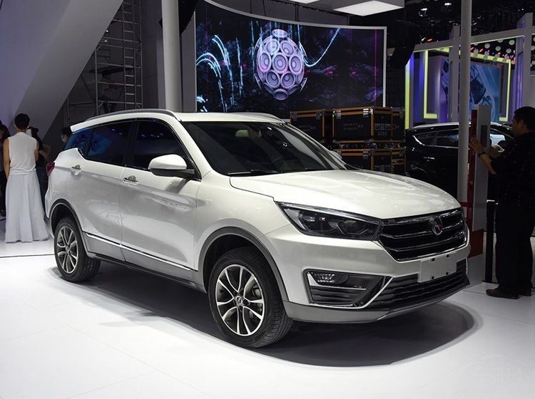 国产7座SUV新成员来袭！汉腾X5到底有何魅力？